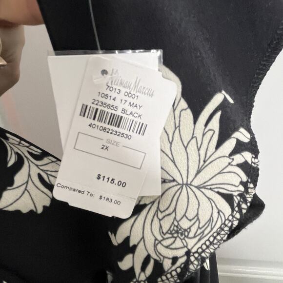 Neiman Marcus Blouse Women's 3X Black Floral Flutter Sleeve Asymmetric Flowy - Picture 8 of 10